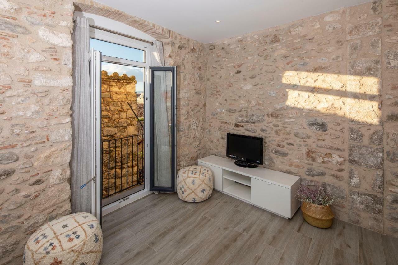 Apartamento Historico En El Barri Vell Girona Apartment Luaran gambar