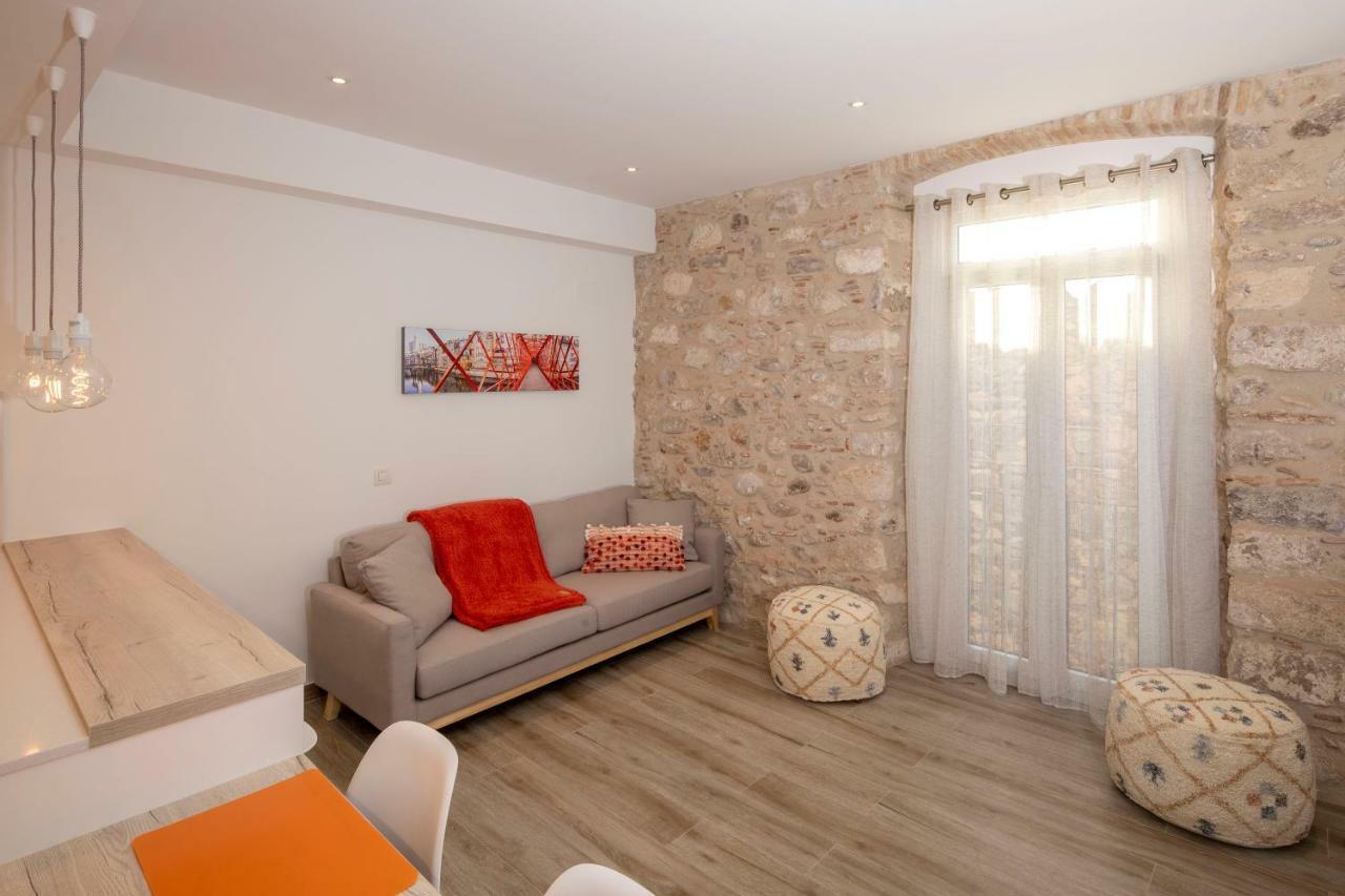 Apartamento Historico En El Barri Vell Girona Apartment Luaran gambar